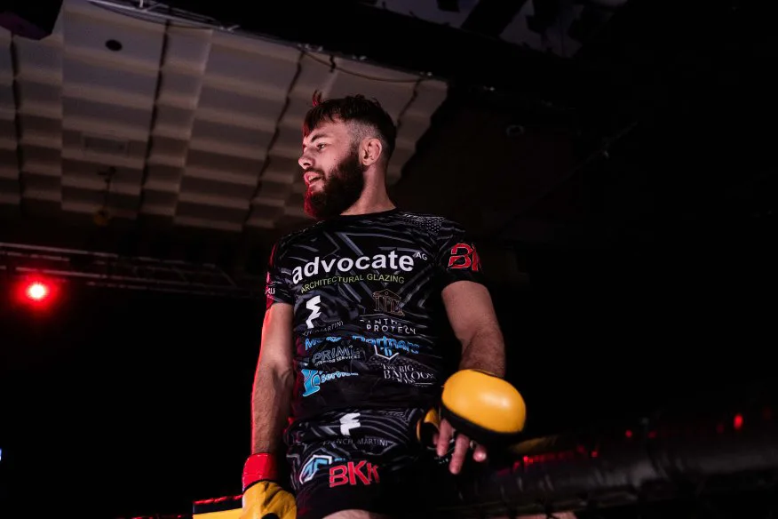 Mason Kinsella lands superb knockout on his pro debut at Cage Warriors Academy